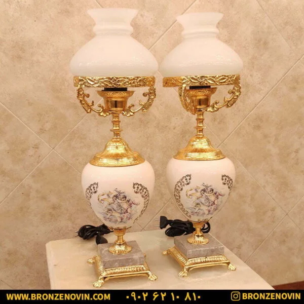 چراغ خواب برنجی رومیزی