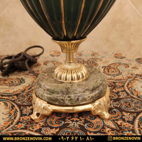 پایه سنگی آباژور