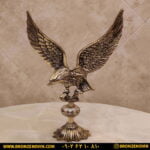 مجسمه برنزی عقاب پایه کریستال