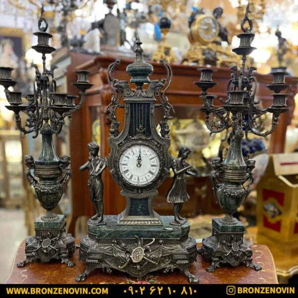 ساعت و شمعدان برنز آنتیک مدل عقابی سنگ سبز