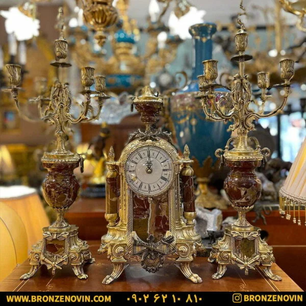 ساعت و شمعدان برنز آنتیک مدل لانچینی با سنگ زرشکی