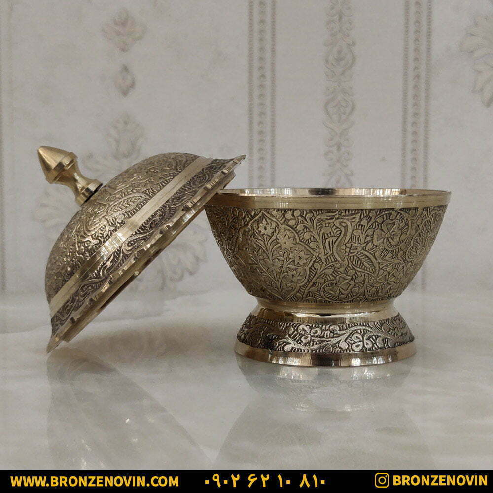 شکلات خوری برنزی طرح طاووس