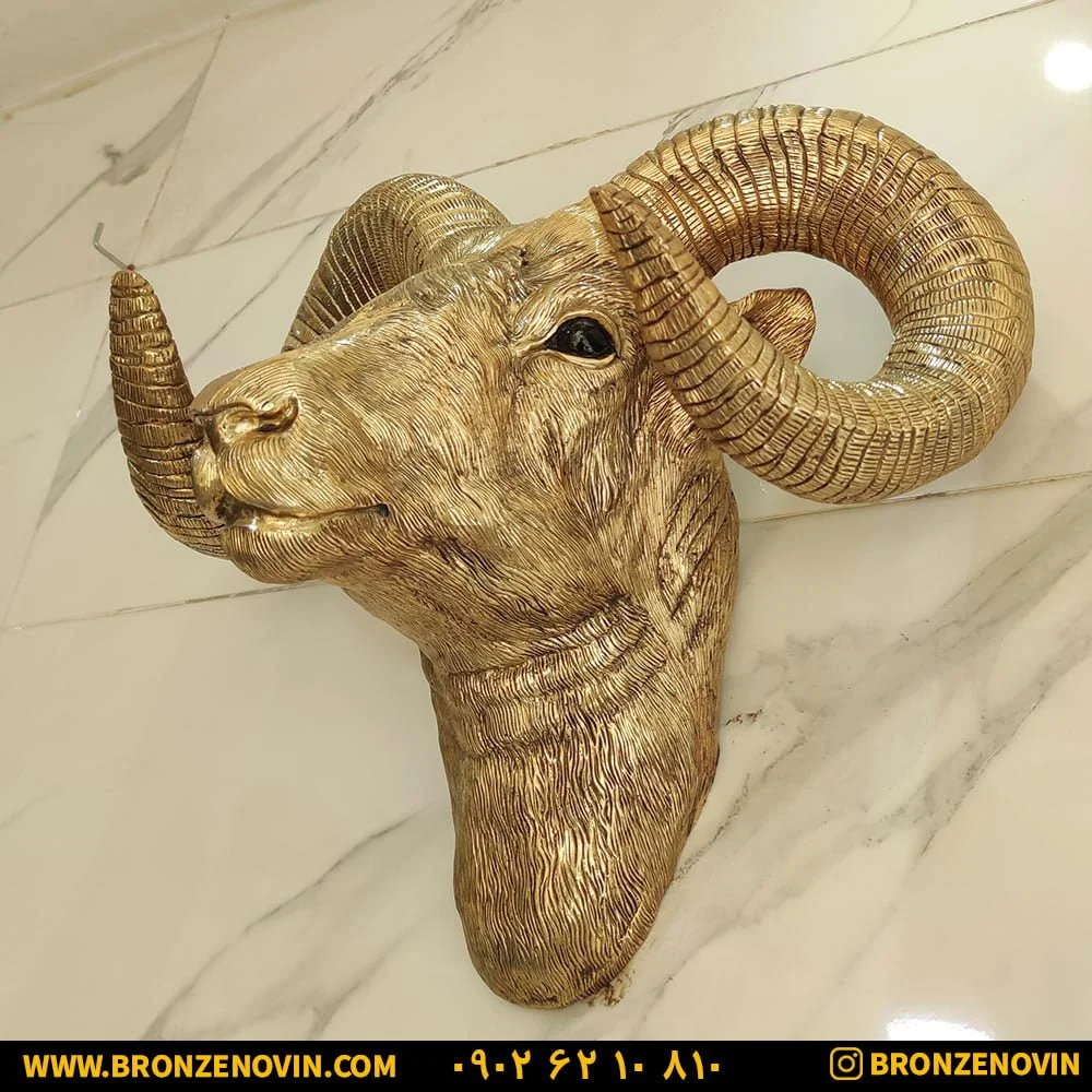 مجسمه گوزن دیواری دکوری بزرگ