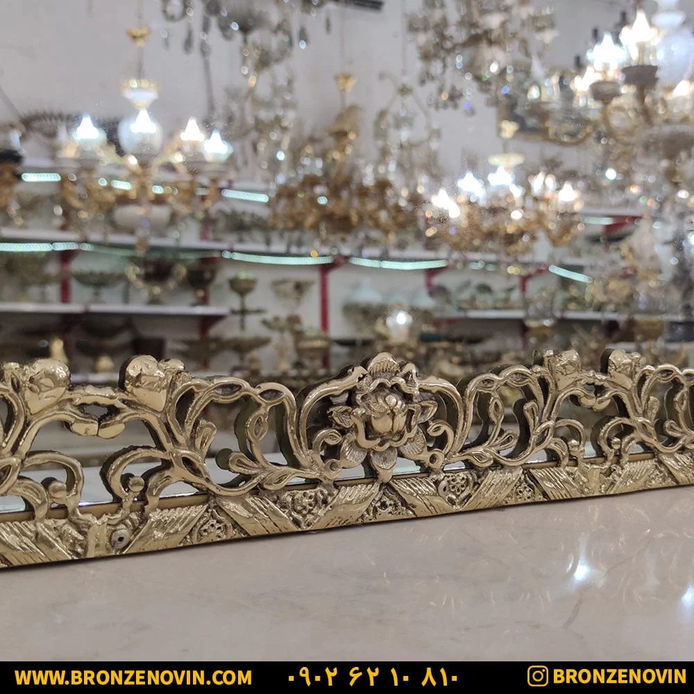 آینه برنجی
