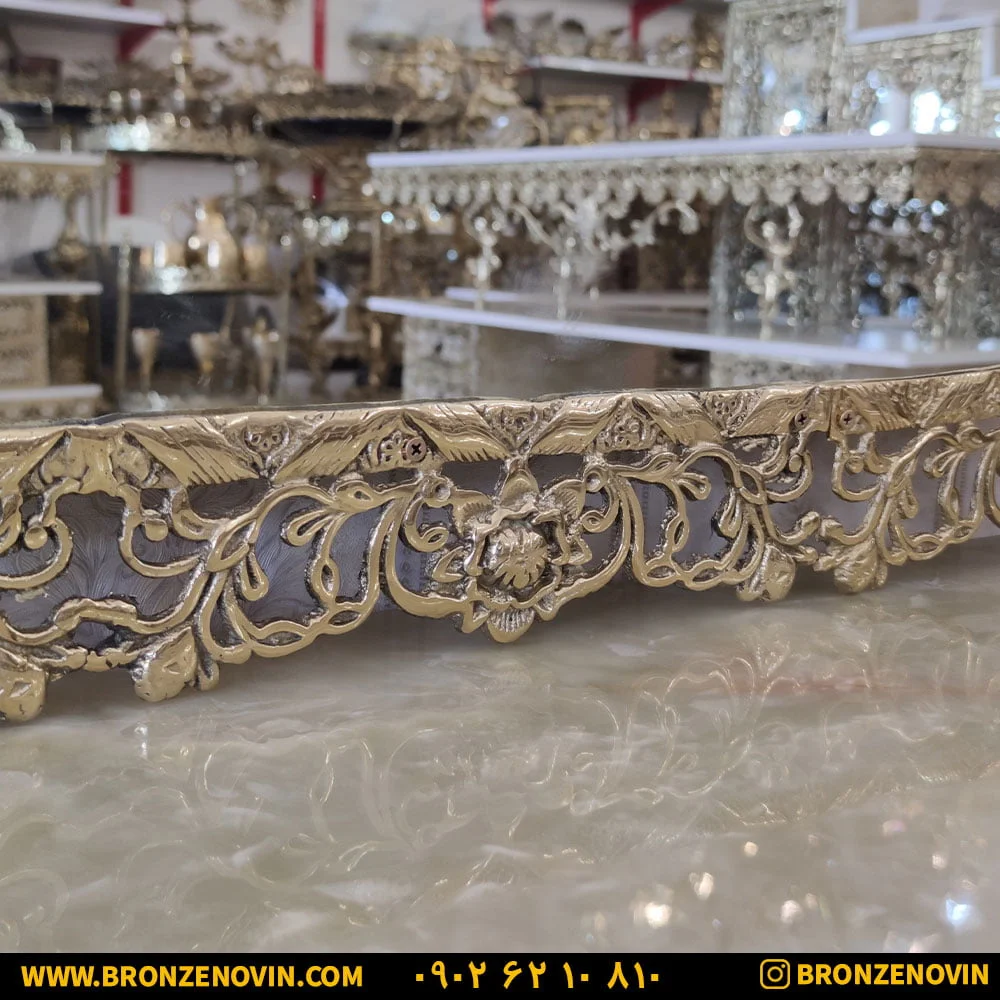 آینه برنجی