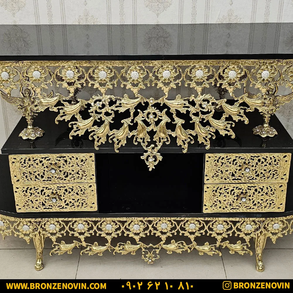 تاج پر کار میز