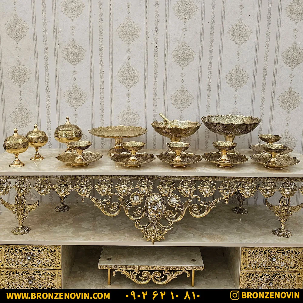 ظروف برنجی هندی طرح طاووس ۱۹ تکه